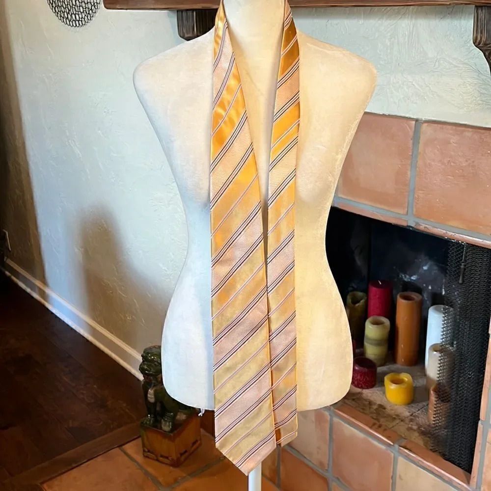 Ermenegildo Zegna silk/cotton blend tie!